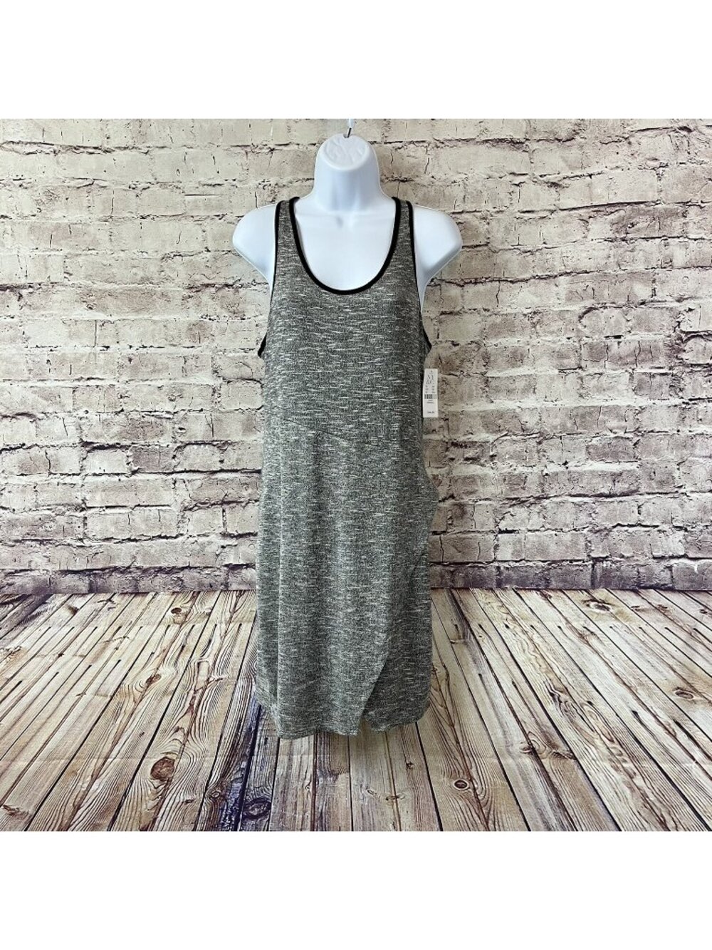 New York & Company Gray Scoop Neck Sleeveless Dress